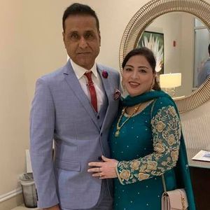 Meet your Posher, Rafat